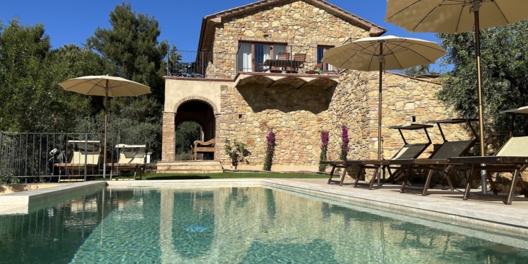 Naturstein-Villa “La Tramontana” mit Infinity-Pool in der Nähe von Montescudaio